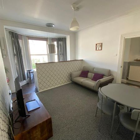 The Walnut Suite Lovely One Bedroom Flat In Stoke. Plymouth Buitenkant foto