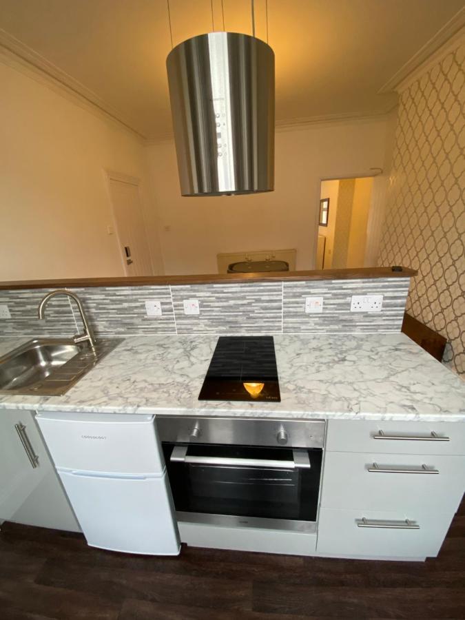The Walnut Suite Lovely One Bedroom Flat In Stoke. Plymouth Buitenkant foto