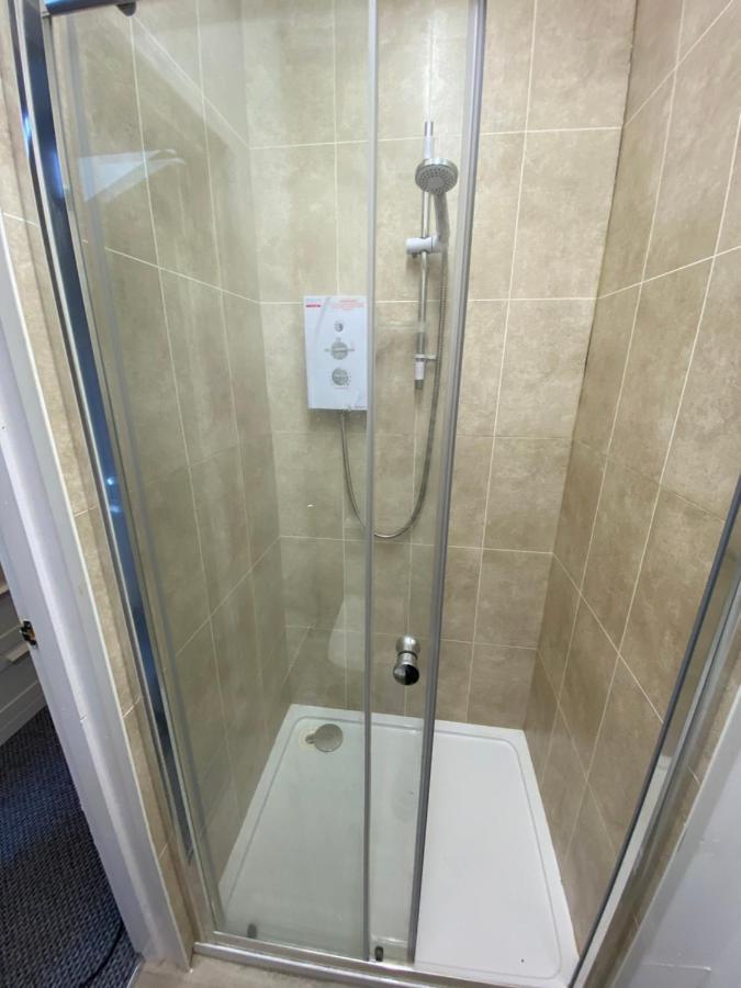 The Walnut Suite Lovely One Bedroom Flat In Stoke. Plymouth Buitenkant foto